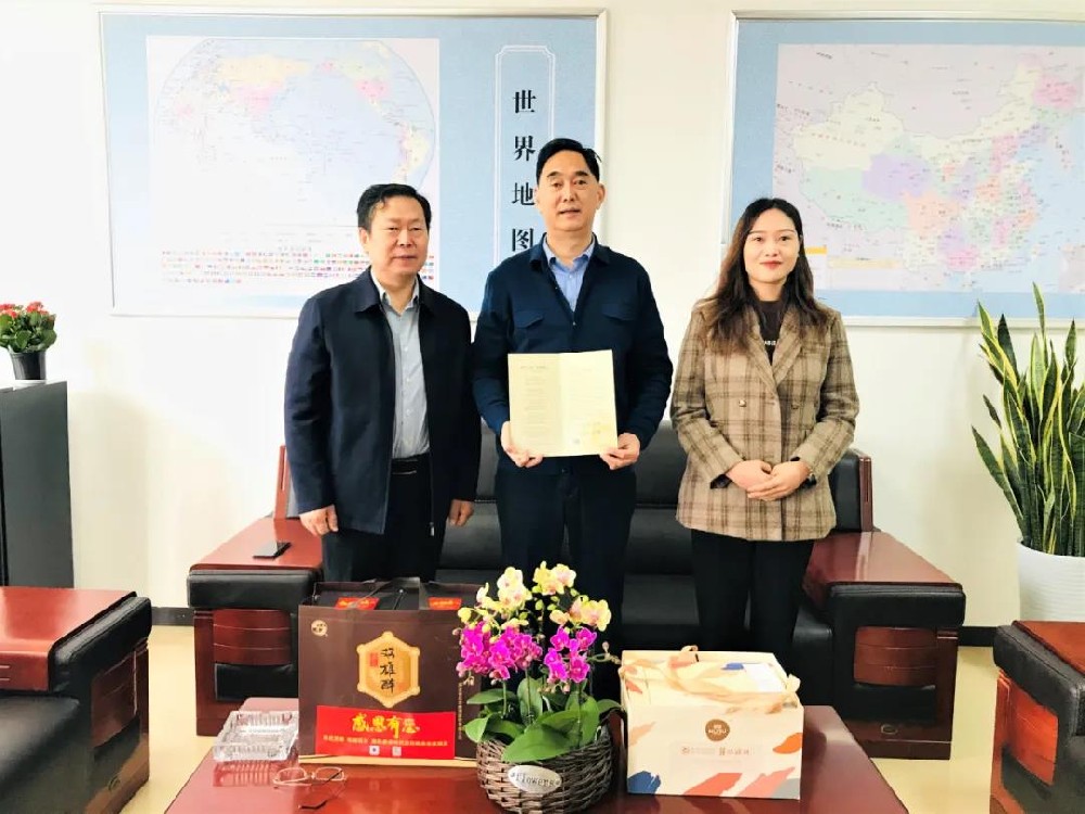 秋日里的祝福,爱心蛋糕送到家,双雄醉为许志军,殷肇晴董事长庆祝生日